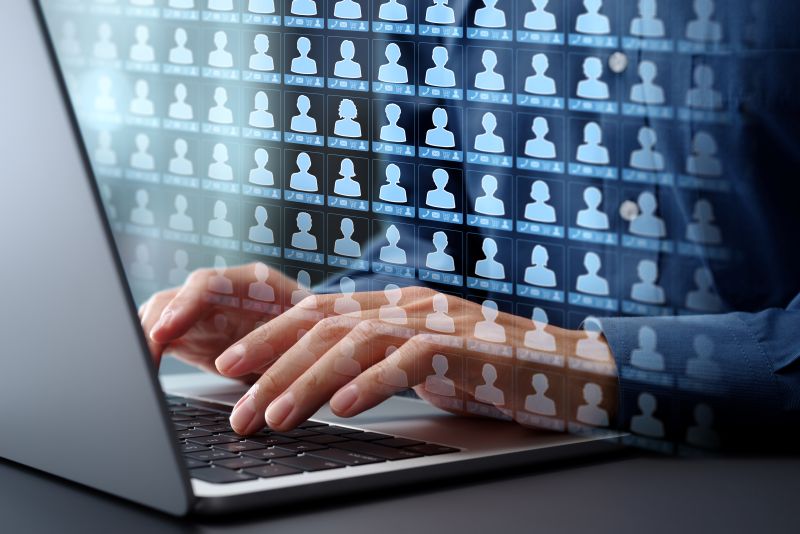 カスタマーマッチ広告によるリードナーチャリング戦略。<br>眠っているハウスリストを商談へ<br>